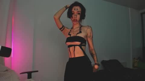 Snapshot of 2b_ chatting on November 1, 2025, 4:03 am Sasha weekend from 14 to 27 November online show from November 1, 2025, 4:03 am