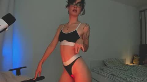 Sasha weekend from 14 to 27 November online show from December 1, 2025, 3:33 am