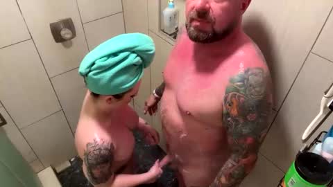 Zak and Raegan online show from September 22, 2025, 2:35 am