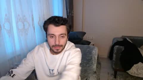 Snapshot of 2handsomeman chatting on April 21, 2026, 3:24 am Berk online show from April 21, 2026, 3:24 am