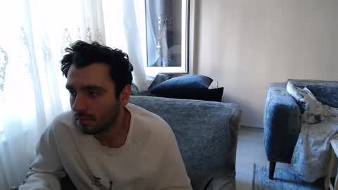 Snapshot of 2handsomeman chatting on April 25, 2026, 2:58 pm Berk online show from April 25, 2026, 2:58 pm