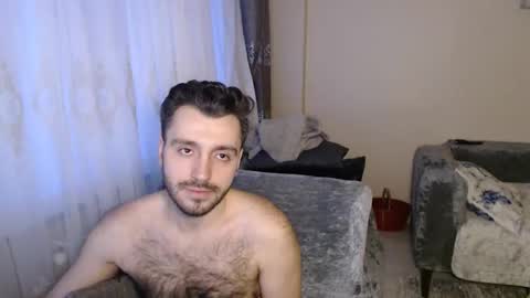 Snapshot of 2handsomeman chatting on May 2, 2026, 5:07 pm Berk online show from May 2, 2026, 5:07 pm