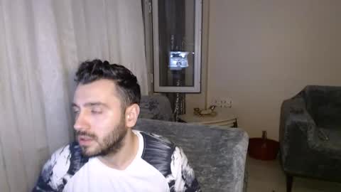 Snapshot of 2handsomeman chatting on May 9, 2026, 10:15 pm Berk online show from May 9, 2026, 10:15 pm
