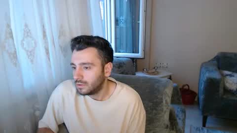 Snapshot of 2handsomeman chatting on May 16, 2026, 12:29 am Berk online show from May 16, 2026, 12:29 am