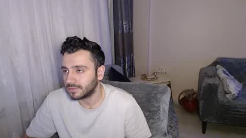 Snapshot of 2handsomeman chatting on May 20, 2026, 11:00 pm Berk online show from May 20, 2026, 11:00 pm