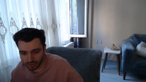 Snapshot of 2handsomeman chatting on May 24, 2026, 4:34 pm Berk online show from May 24, 2026, 4:34 pm