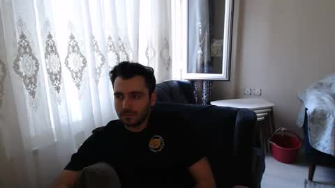 Snapshot of 2handsomeman chatting on May 26, 2026, 4:30 am Berk online show from May 26, 2026, 4:30 am