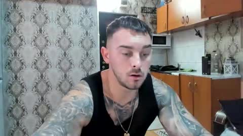 2sexymuscles online show from November 8, 2025, 8:29 pm