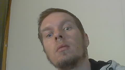 Snapshot of 2small4you83 chatting on December 19, 2024, 7:07 am 2small4you83 online show from December 19, 2024, 7:07 am