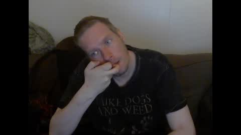 Snapshot of 2small4you83 chatting on June 10, 2026, 7:13 pm 2small4you83 online show from June 10, 2026, 7:13 pm