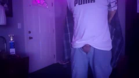 Snapshot of 2stroke82 chatting on January 13, 2025, 10:03 am 2stroke82 online show from January 13, 2025, 10:03 am