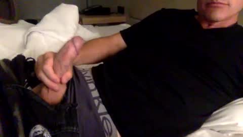 Snapshot of 33upandabout33 chatting on January 16, 2025, 6:14 am 33upandabout33 online show from January 16, 2025, 6:14 am