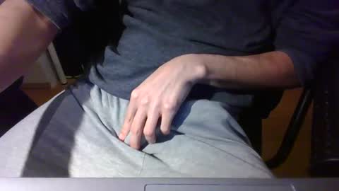 Snapshot of 3stepsaheadd chatting on March 8, 2025, 7:31 pm Steps online show from March 8, 2025, 7:31 pm