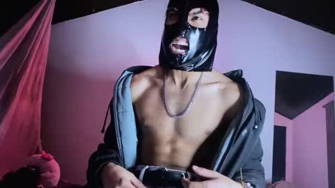 E V I L online show from November 11, 2025, 4:34 am