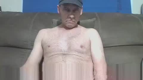 Snapshot of 4nuf chatting on February 1, 2026, 5:22 pm 4nuf online show from February 1, 2026, 5:22 pm