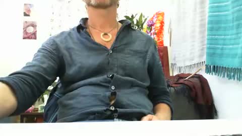 555tony555 online show from February 24, 2025, 12:52 am