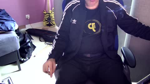 Larese Carlo online show from February 8, 2025, 1:01 pm