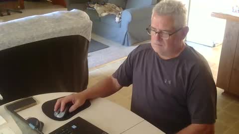 Snapshot of 55mnc chatting on October 6, 2025, 2:58 pm Joe online show from October 6, 2025, 2:58 pm