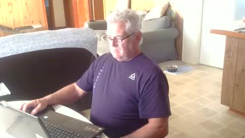 Snapshot of 55mnc chatting on October 16, 2025, 8:54 pm Joe online show from October 16, 2025, 8:54 pm