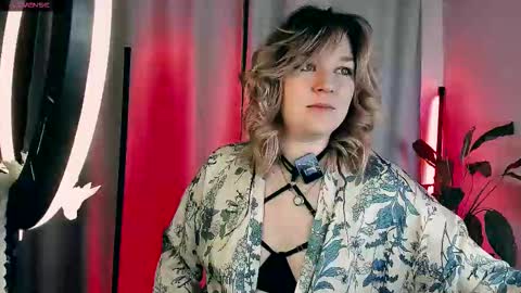 Snapshot of 5_in_one chatting on February 7, 2026, 4:27 am Sunshine online show from February 7, 2026, 4:27 am