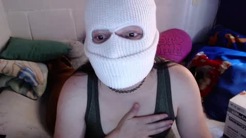 Snapshot of 666maskgirl chatting on January 10, 2025, 5:34 pm SHANNON online show from January 10, 2025, 5:34 pm