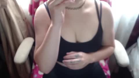 Snapshot of 666maskgirl chatting on October 24, 2025, 5:09 pm SHANNON online show from October 24, 2025, 5:09 pm