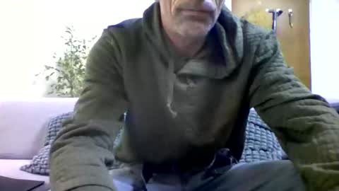 Num online show from January 11, 2026, 10:42 am