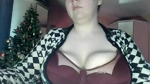 6_dream_9 online show from May 31, 2026, 12:01 pm