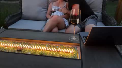 6coupleafterdark9 online show from June 14, 2026, 12:52 am