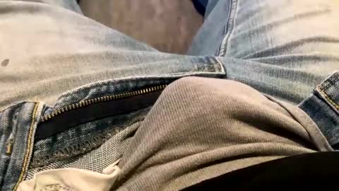 6inchboytoy online show from January 15, 2025, 12:15 pm