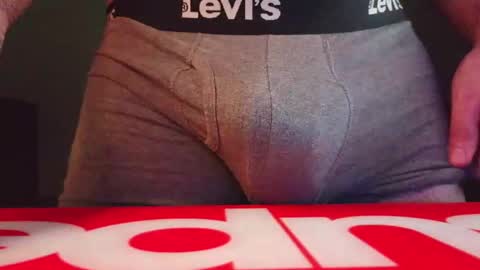 Snapshot of 777dudewtf chatting on April 9, 2026, 8:09 am 777dudewtf online show from April 9, 2026, 8:09 am