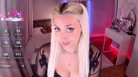 Loren Wood online show from November 16, 2025, 3:17 pm