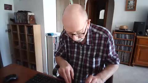  Papi  online show from March 24, 2026, 11:26 am