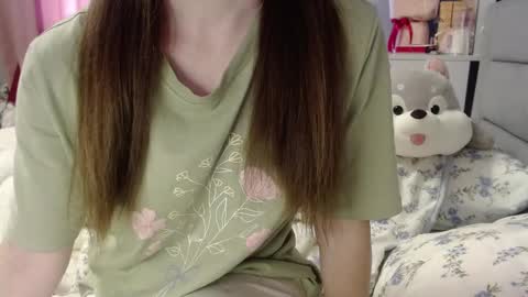 Snapshot of 888brown_eyes888 chatting on February 24, 2025, 11:32 am 888Brown eyes888 online show from February 24, 2025, 11:32 am