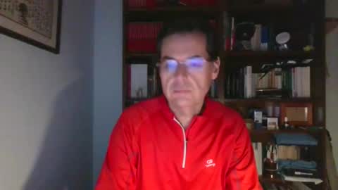 8age online show from November 5, 2025, 9:48 pm