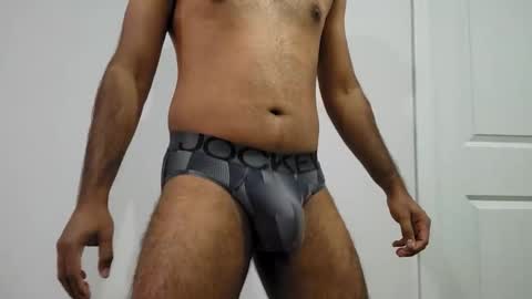 Snapshot of 8inch_desi chatting on February 9, 2026, 4:49 am 8inch_desi online show from February 9, 2026, 4:49 am