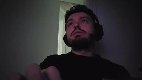 8inchdude93 online show from April 15, 2026, 7:59 am