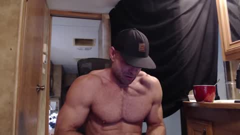 9 fat inches online show from September 9, 2025, 1:10 pm