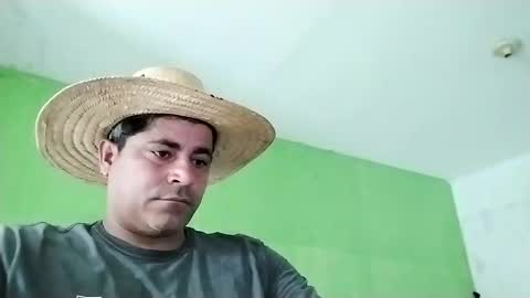 9vinhocamshow online show from February 21, 2025, 11:33 am