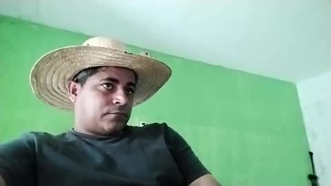 9vinhocamshow online show from March 12, 2025, 11:31 am