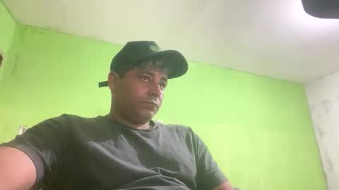 9vinhocamshow online show from September 29, 2025, 12:27 am