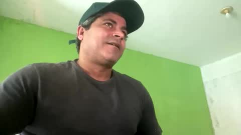 9vinhocamshow online show from November 8, 2025, 11:43 am