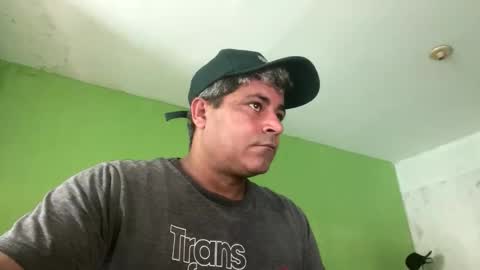 9vinhocamshow online show from March 25, 2026, 11:27 am