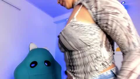 Alice  online show from April 16, 2026, 7:36 pm