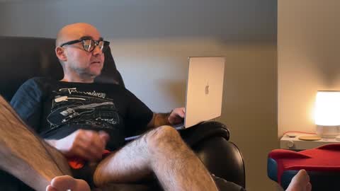 Snapshot of ____zeus____ chatting on January 3, 2025, 3:55 pm God Zeus online show from January 3, 2025, 3:55 pm