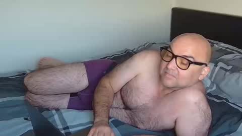 Snapshot of ____zeus____ chatting on September 14, 2025, 6:01 am God Zeus online show from September 14, 2025, 6:01 am