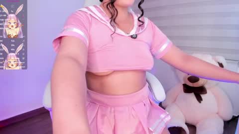 Sophia  online show from May 17, 2026, 3:04 am