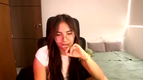 abby 3 online show from June 9, 2026, 4:18 pm