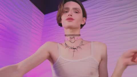 Snapshot of _adrian_the_one chatting on November 8, 2025, 8:40 pm adrian online show from November 8, 2025, 8:40 pm