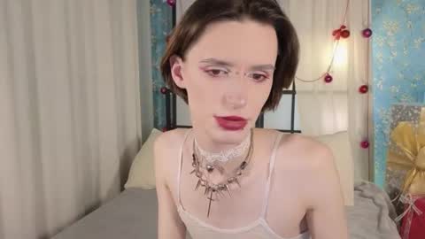 Snapshot of _adrian_the_one chatting on December 18, 2025, 12:22 pm adrian online show from December 18, 2025, 12:22 pm